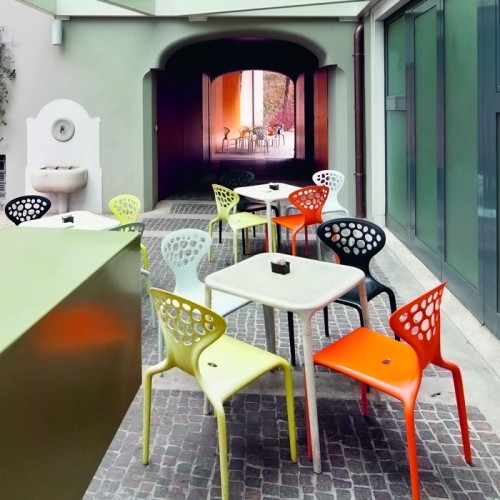 Supernatural Moroso Chair in plastic