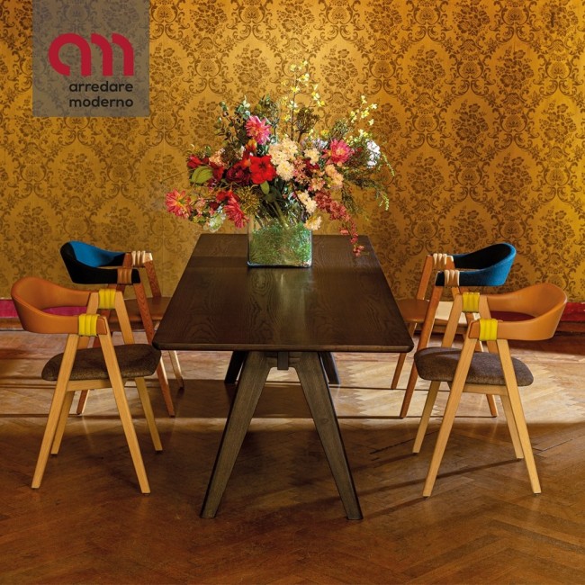 Mathilda Moroso dining table