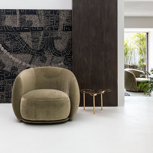 Pacific Moroso Design armchair