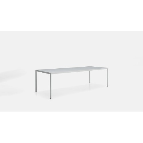 offset-mdf-italia-outdoor-table