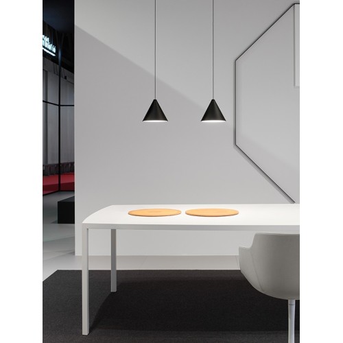 tense-curve-mdf-italia-table