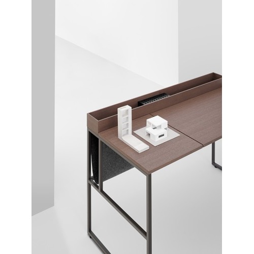 20.Venti Home MDF Italia Desk