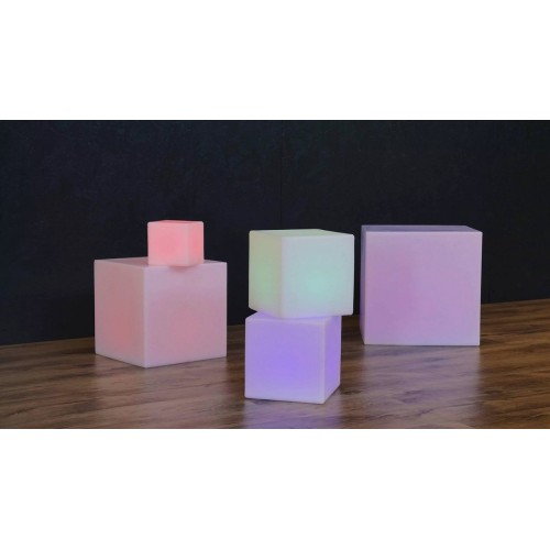 Icekub Kloris Lightable Small Exhibitor