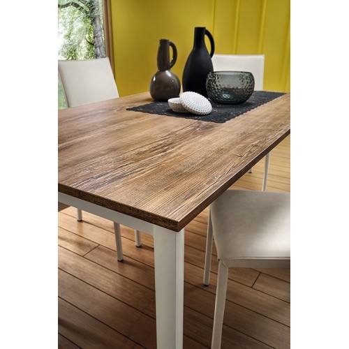 Aaron La Primavera Extendable Table