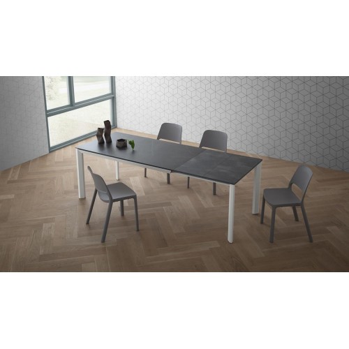 Ricky La Primavera Extendable Table