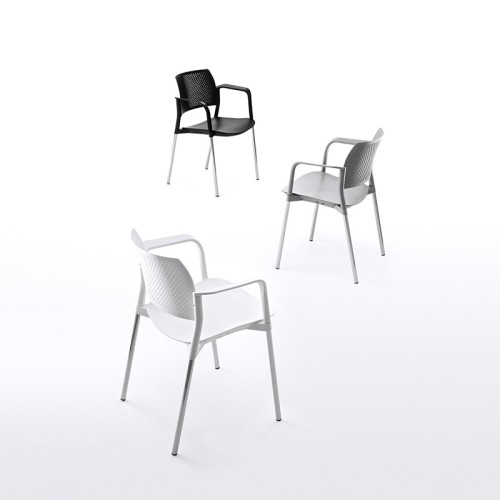 Kyos Kastel office chair with armrests