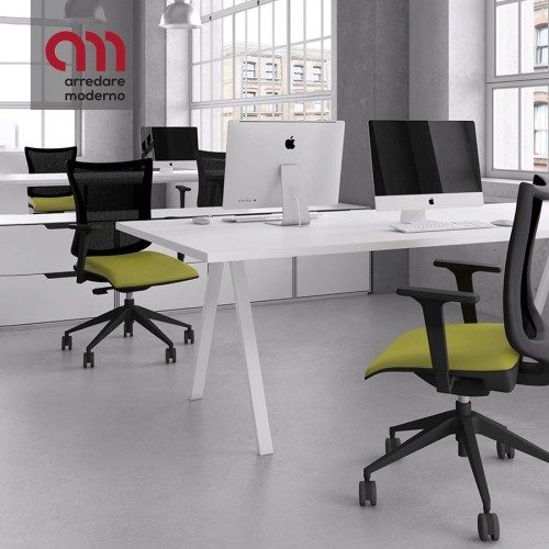 Kuper Kastel office chair with armrests