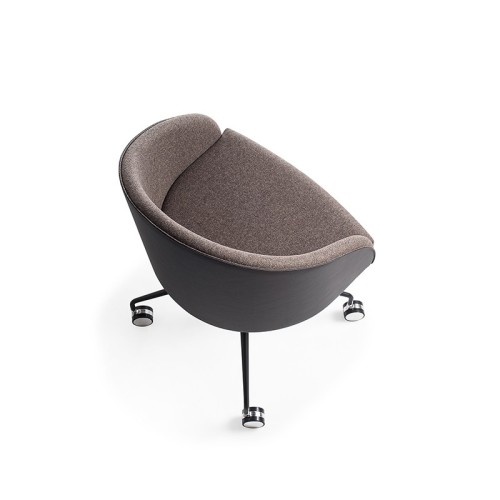 Kameo Kastel waiting room Chair