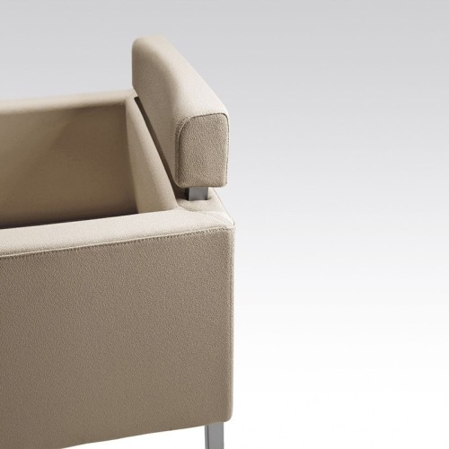 kuadrella-kastel-armchair