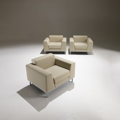 Komodo Kastel waiting room armchair