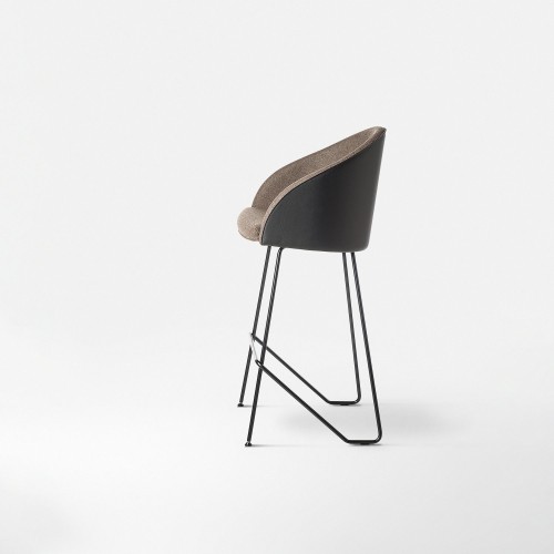 kameo-kastel-stool-fixed