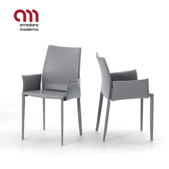 Linda Bontempi Chair with armrests