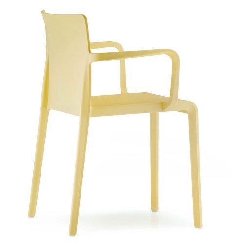 volt-chair-with-armrests-pedrali