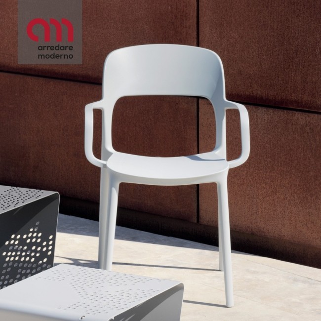 Gipsy Bontempi chair with armrests