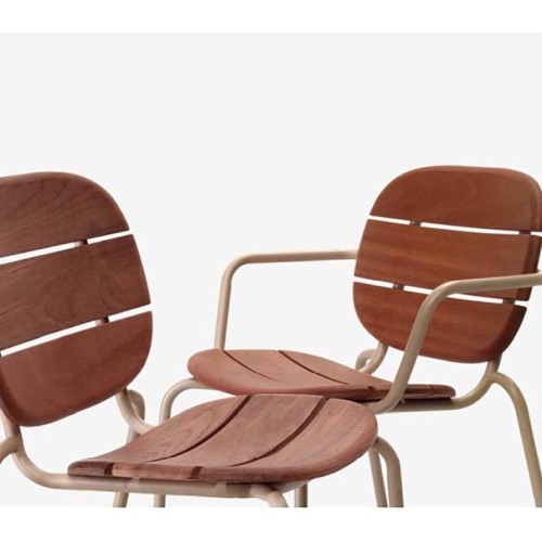 si-si-wood-chair-scab-design-with-armrests