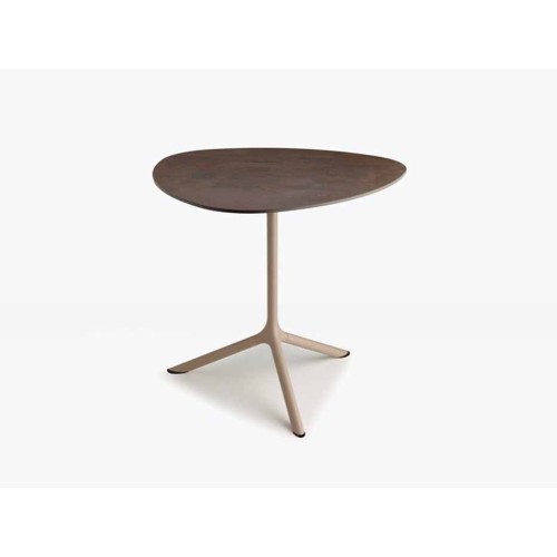 Tripé Scab Design Coffee Table