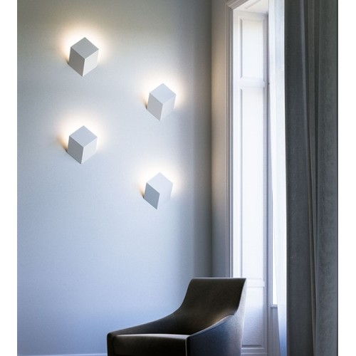 qb-rotaliana-wall-lamp