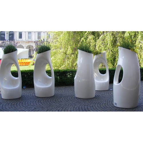 Holly all Serralunga illuminable vase/seat