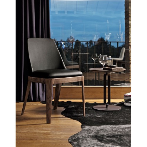 Margot Bontempi chair in wood