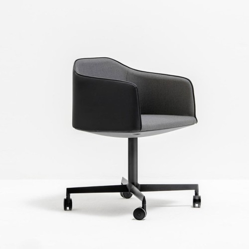 Laja Pedrali armchair with wheels