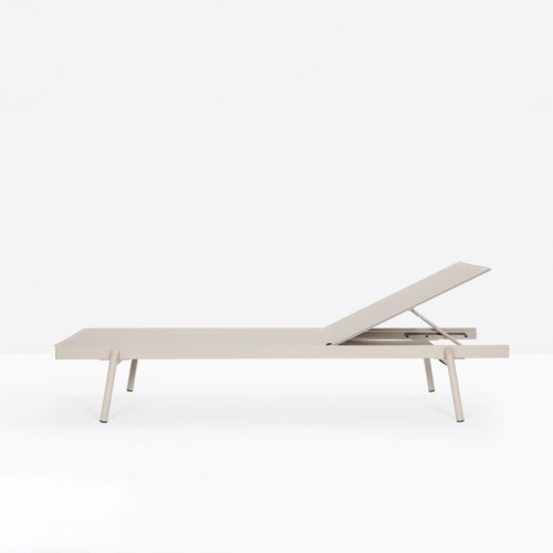 Rail Pedrali sun lounger