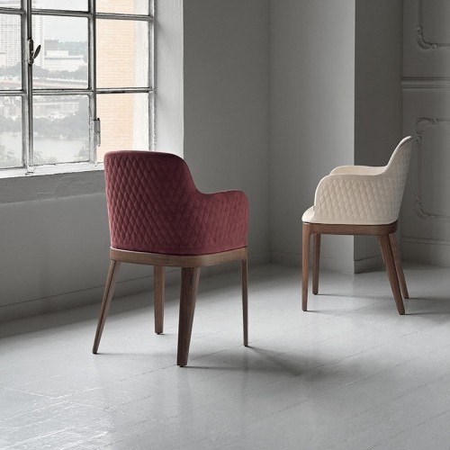 Margot Bontempi chair in wood with armrests