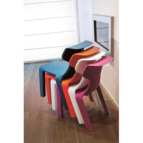 John Twentyfirst Living Art Chair