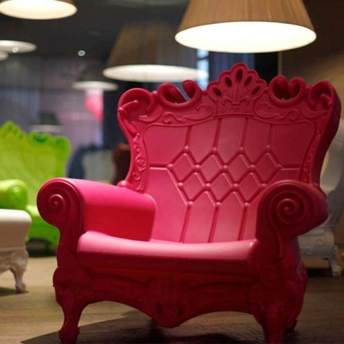 Little Queen of Love Slide Armchair