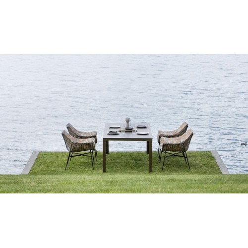 Victor Varaschin outdoor dining Table