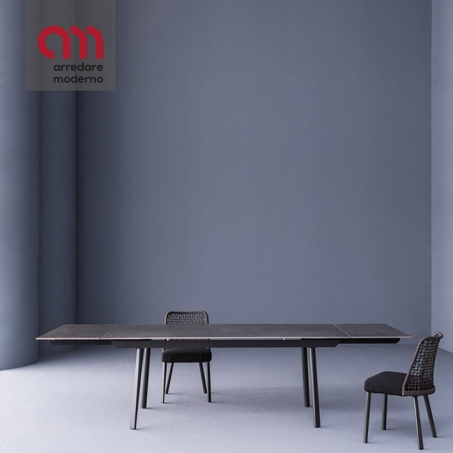 Emma Varaschin Extendable Table