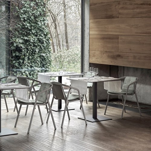 Ines Bontempi chair outdoor