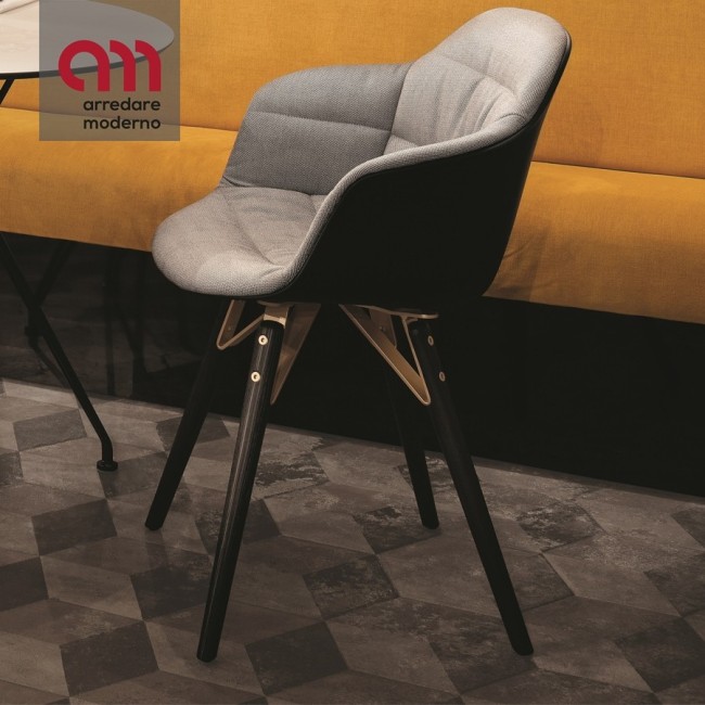 Mood Bontempi chair in wood covered with armrests