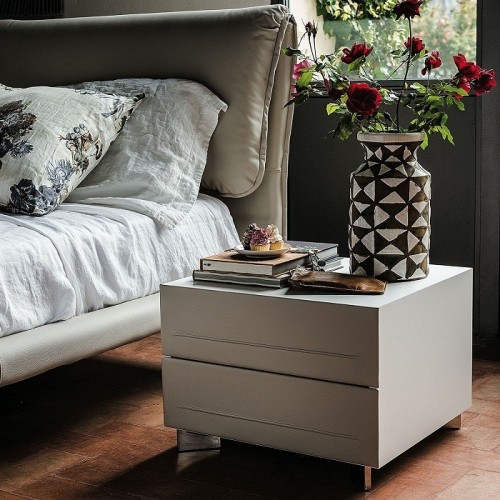 dyno-bedside-table-cattelan-italia