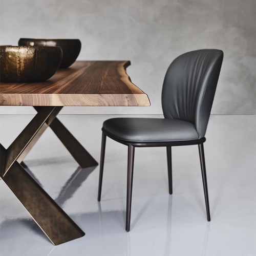 mad-max-wood-table-cattelan-italia