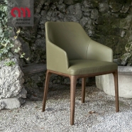 Amanda Comfort Alivar Armchair