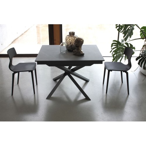 Tokyo Altacom Table design