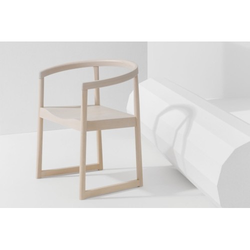 Nordica Billiani Silla de madera con reposabrazos