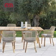 Silla de jardin Emma Varaschin patas de madera asiento de tela