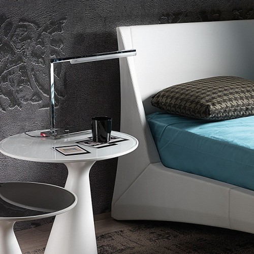 Dylan Cattelan Italia Cama