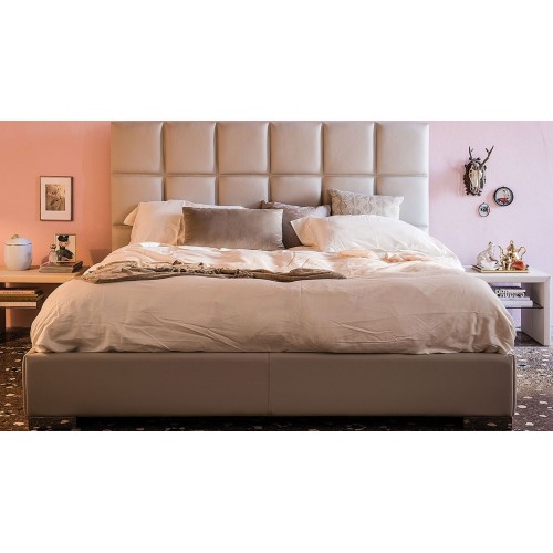 William Cattelan Italia Cama