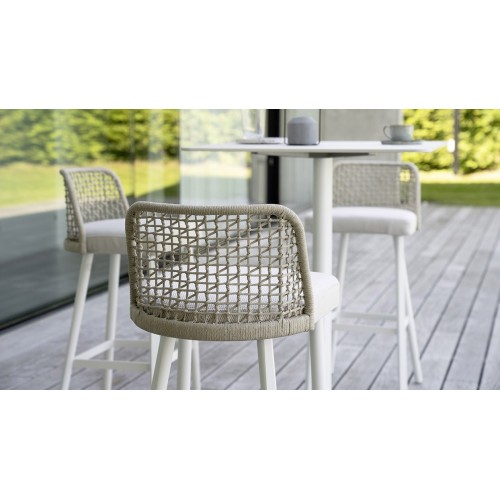 Emma Varaschin Tabouret de jardin