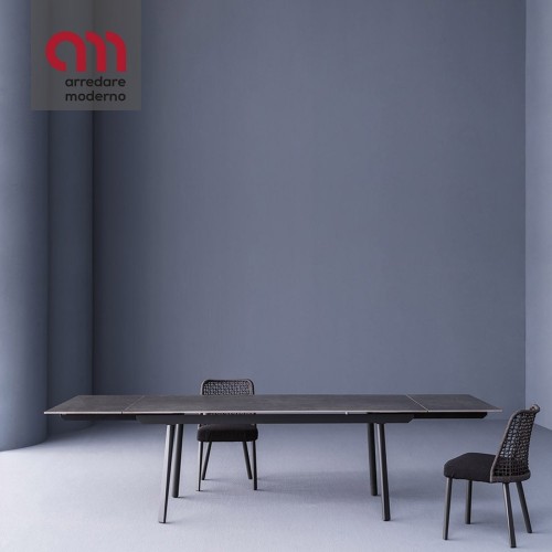 Emma Varaschin Table extensible